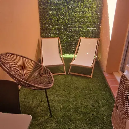 Casa Ghjulia St-cyprien Retro Chic Apartment